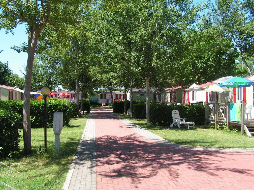 Camping Villaggio Italgest Sant'Arcangelo  Ngoại thất bức ảnh